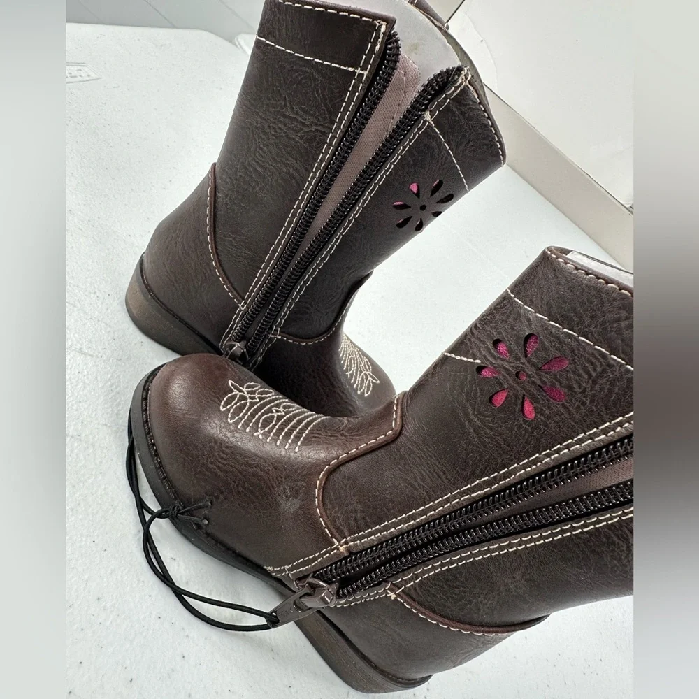 NIB Okie Dokie Isabella Brown Cowboy Boots Western Zip Pink Floral Cutout 5 M